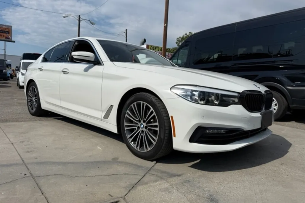 2017 Bmw 530i photo 1
