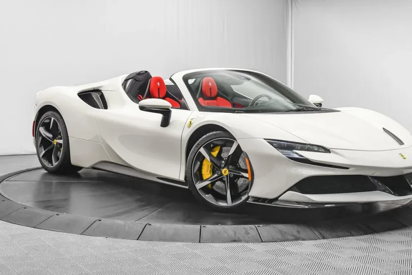 2022 Ferrari SF90 Spider photo 1