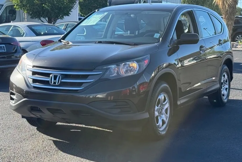 2013 Honda CR-V LX photo 1