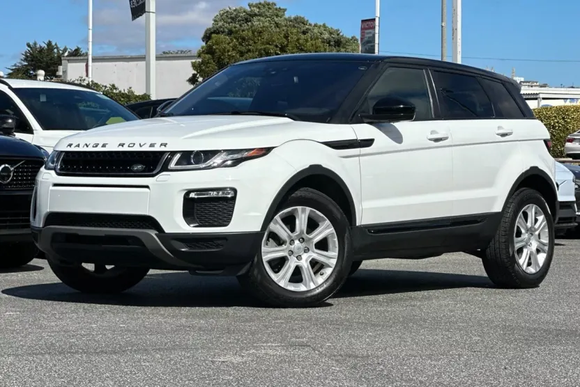 2018 Land Rover Range Rover Evoque SE Premium photo 1