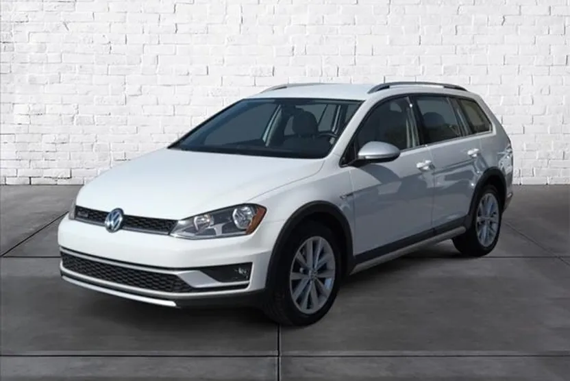 2017 Volkswagen Golf Alltrack TSI S 4Motion photo 1