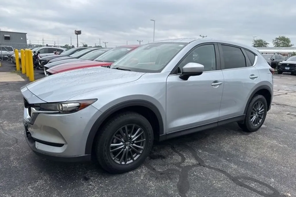 2019 Mazda CX-5 Touring photo 1