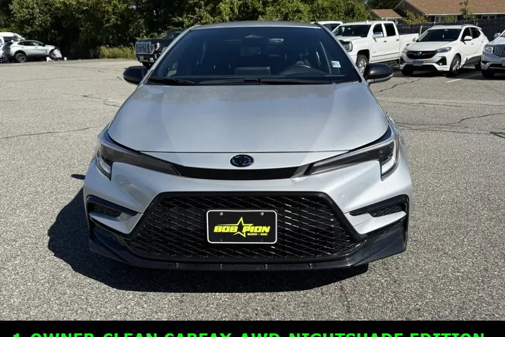 2024 Toyota Corolla XSE LE Premium SE photo 1