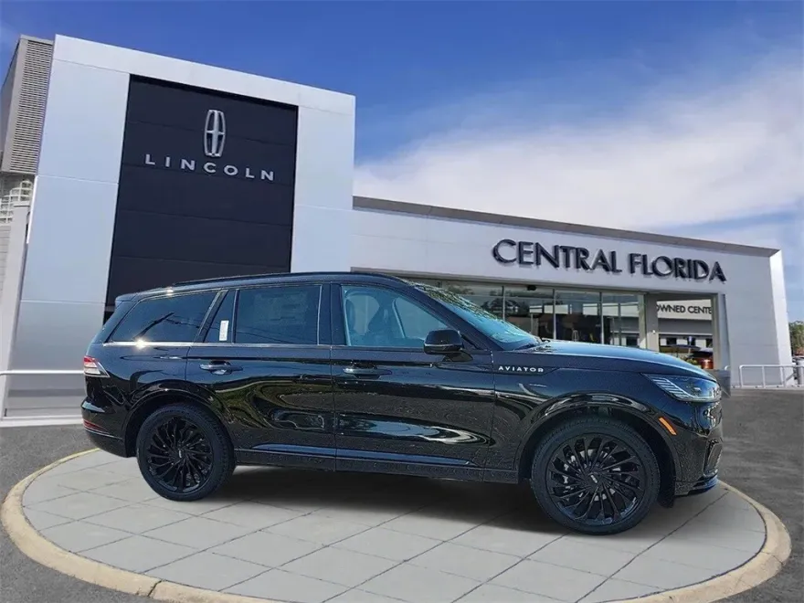 2025 Lincoln Aviator Reserve photo 1