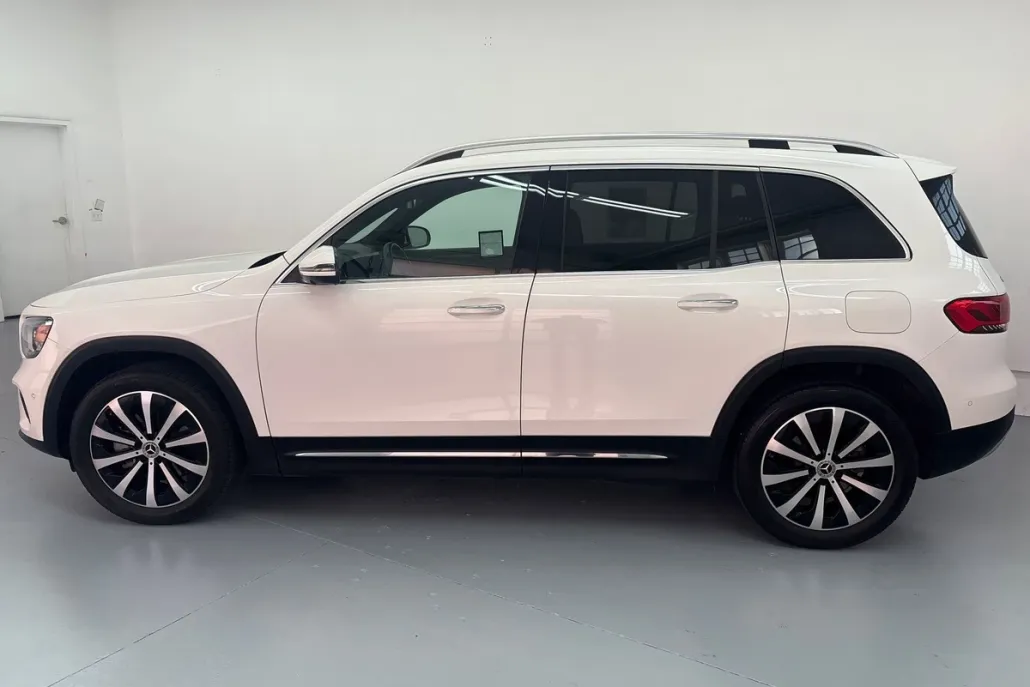 2022 Mercedes Benz GLB 250 photo 1