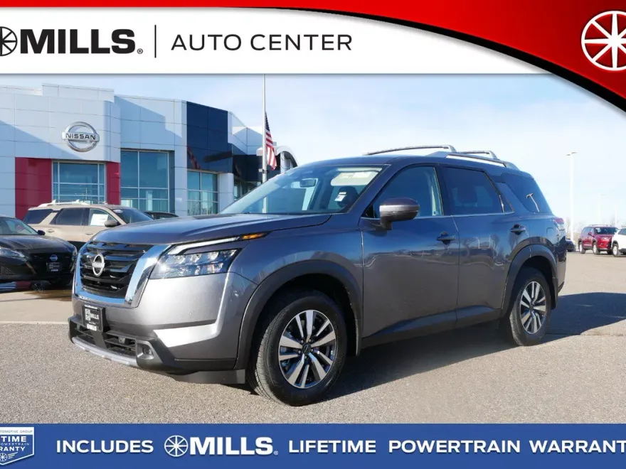 2025 Nissan Pathfinder SL photo 1
