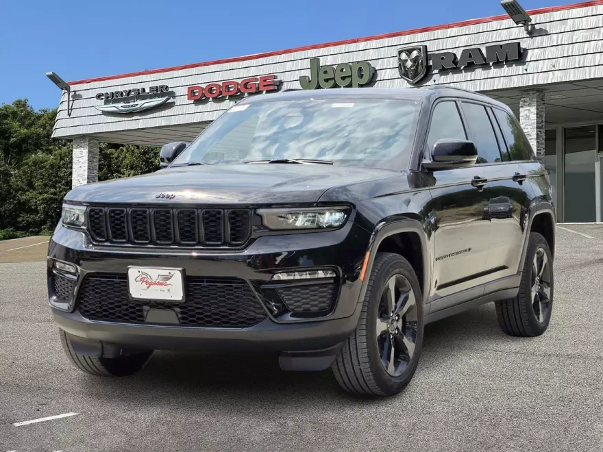2025 Jeep Grand Cherokee Limited photo 1