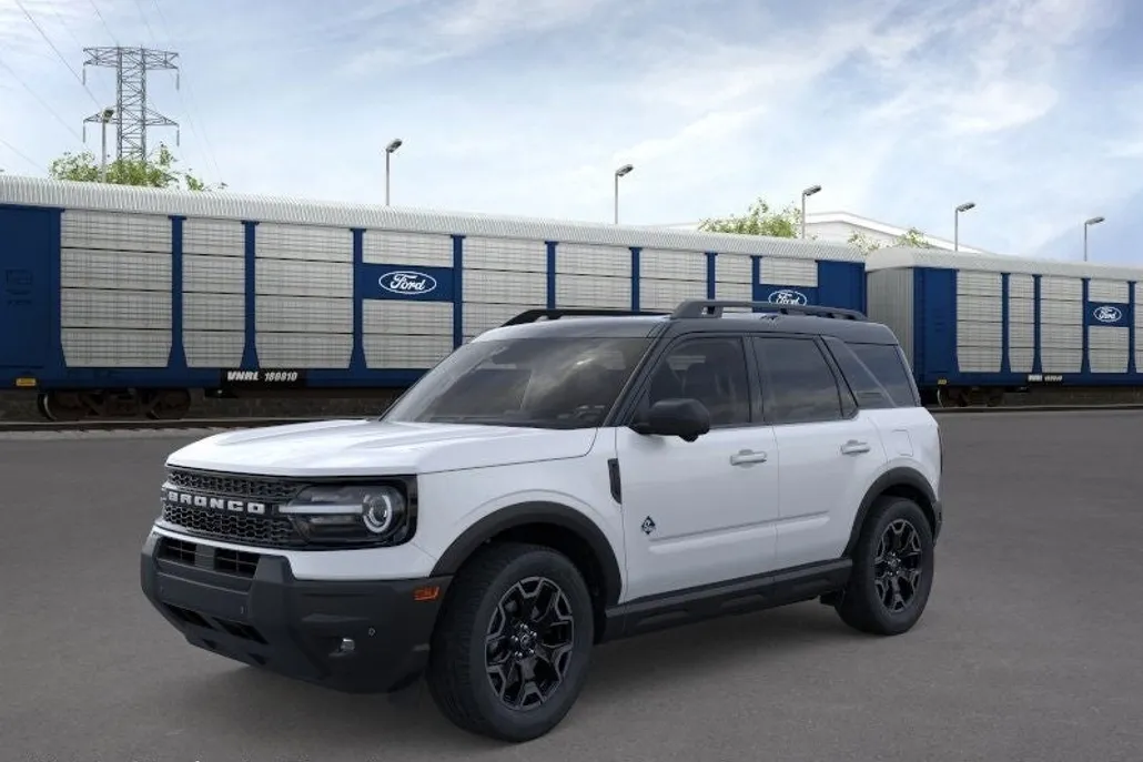 2025 Ford Bronco Sport Outer Banks photo 1