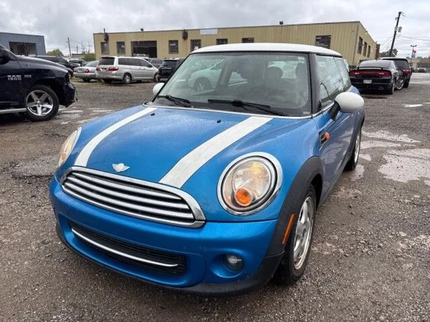 2011 Mini Cooper Hardtop photo 1