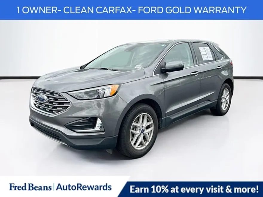 2022 Ford Edge SEL photo 1