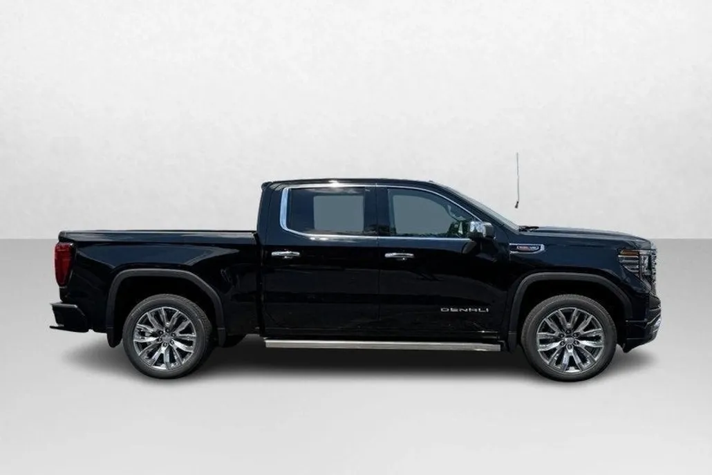 2026 Gmc Sierra 1500 Denali photo 1