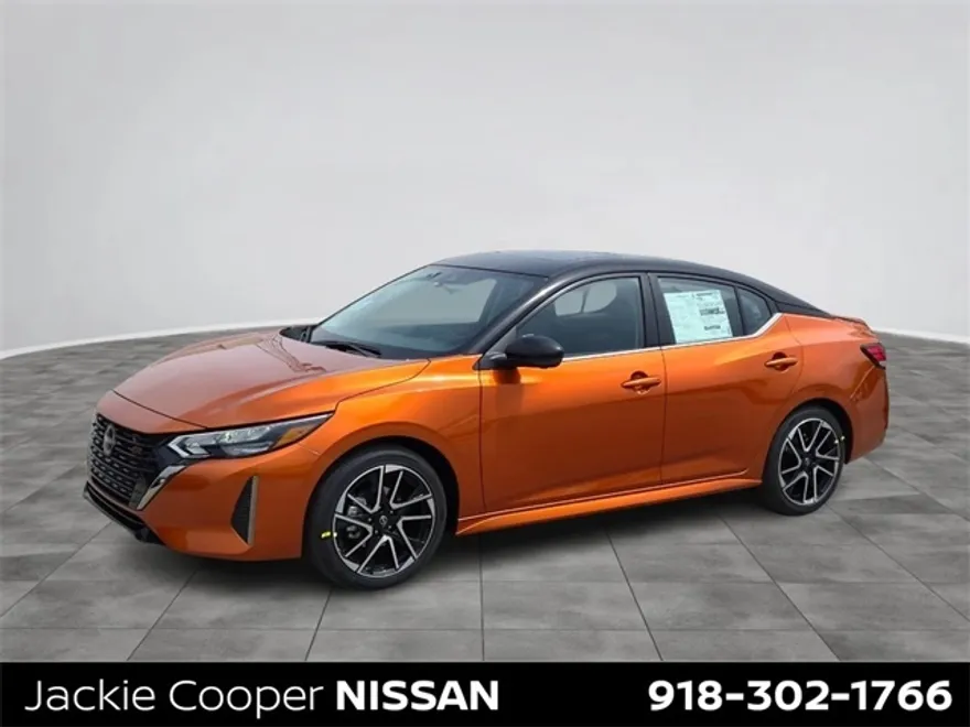 2025 Nissan Sentra SR photo 1