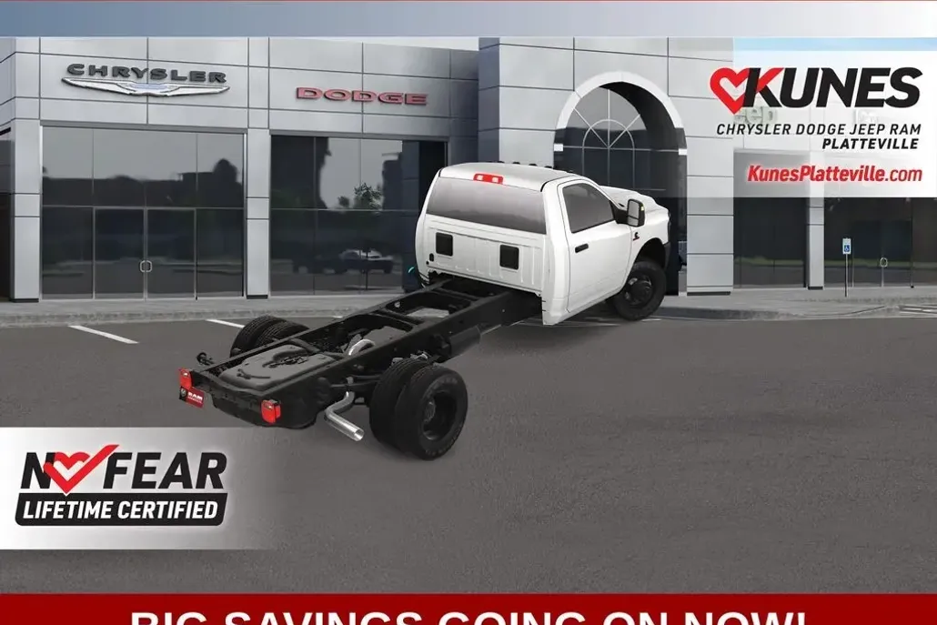 2025 Ram 3500 Tradesman photo 1
