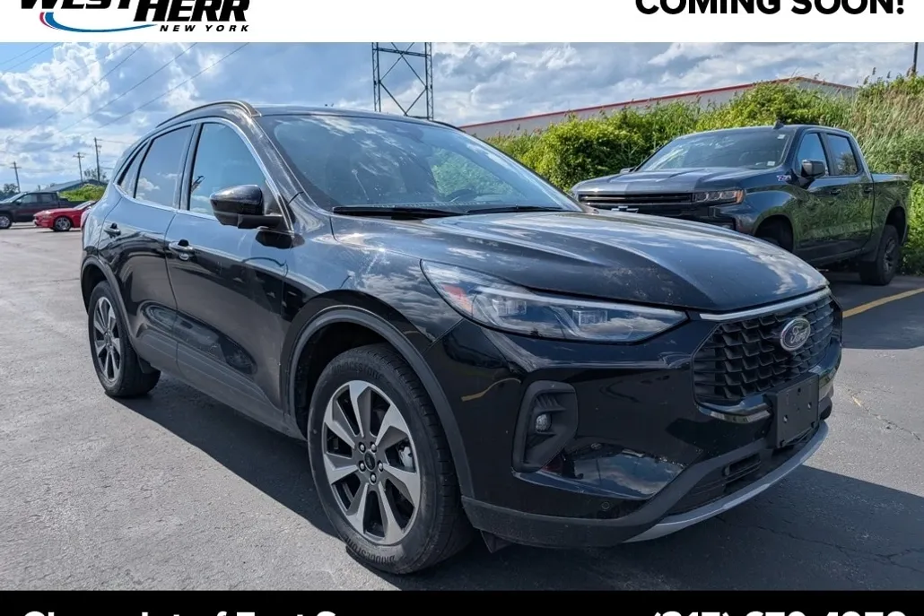 2024 Ford Escape Platinum photo 1