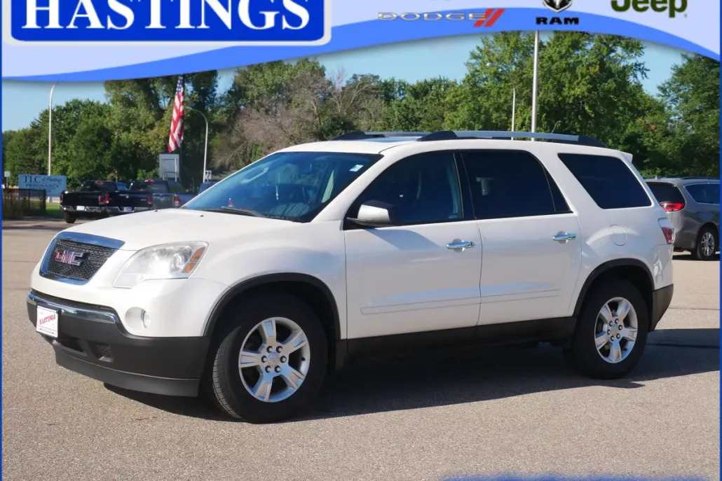 2011 Gmc Acadia SLE photo 1