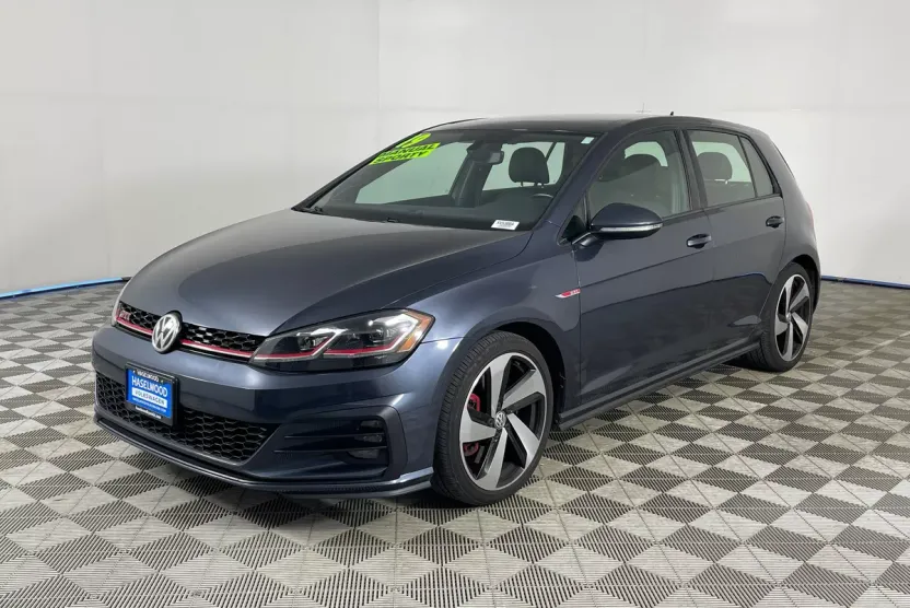 2019 Volkswagen Golf GTI photo 1