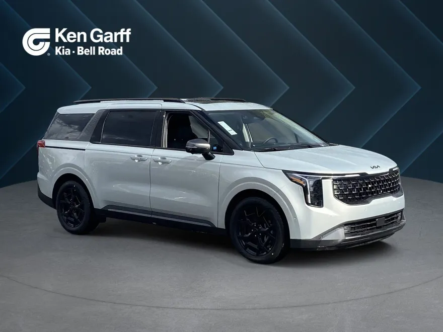2026 Kia Carnival SX photo 1