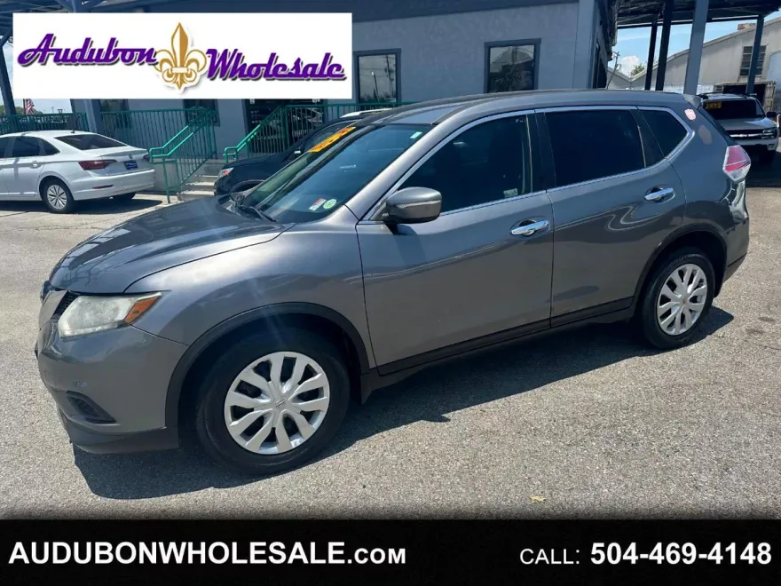 2015 Nissan Rogue S photo 1