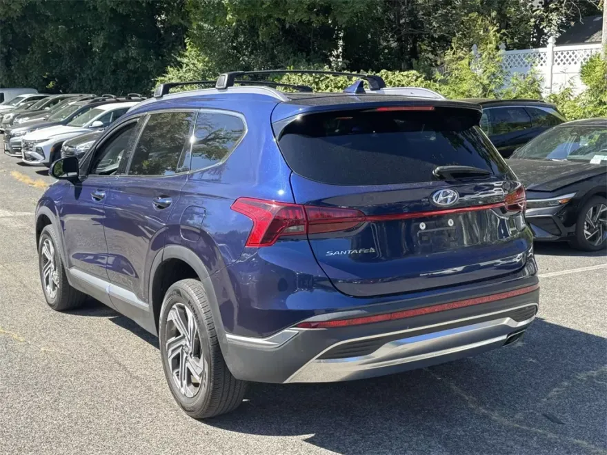 2022 Hyundai Santa Fe SEL photo 1