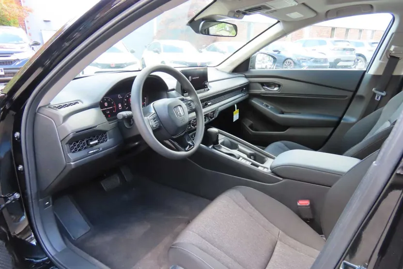 2025 Honda Accord SE photo 1
