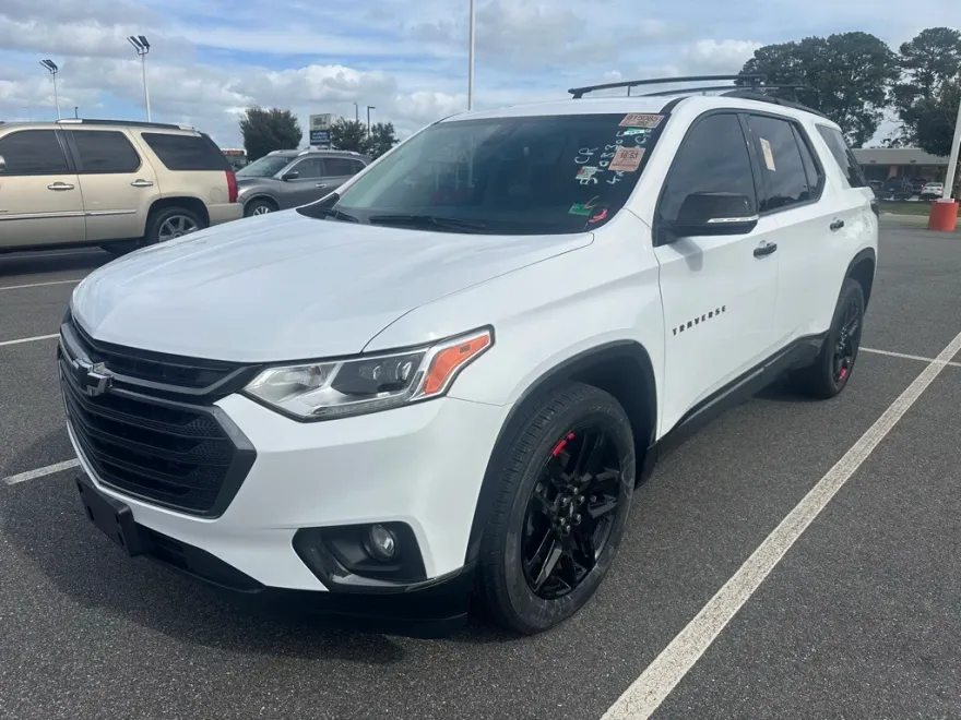 2019 Chevrolet Traverse Premier photo 1