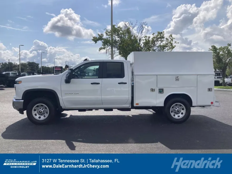 2024 Chevrolet Silverado 3500HD Work Truck photo 1