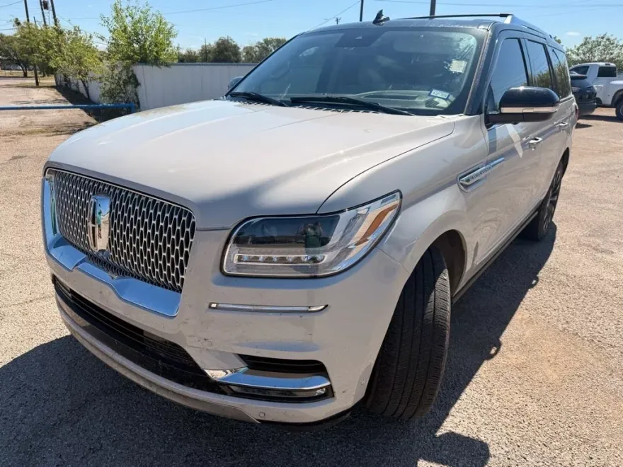2021 Lincoln Navigator Reserve photo 1