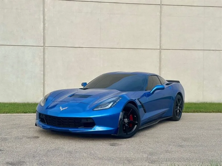 2015 Chevrolet Corvette Stingray 1LT photo 1
