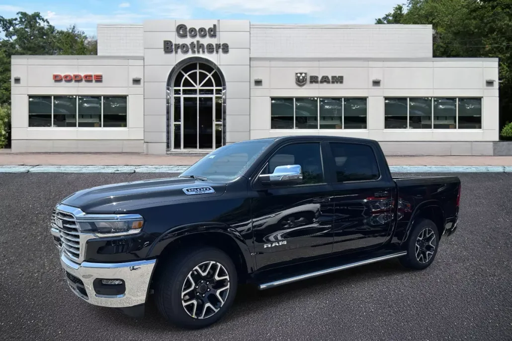 2025 Ram 1500 Laramie photo 1