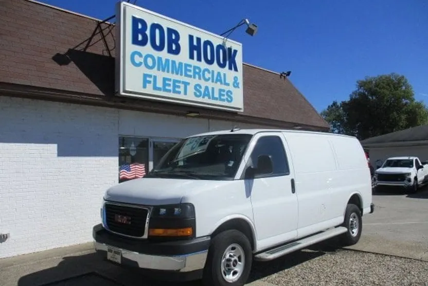 2023 Gmc Savana Cargo 2500 photo 1