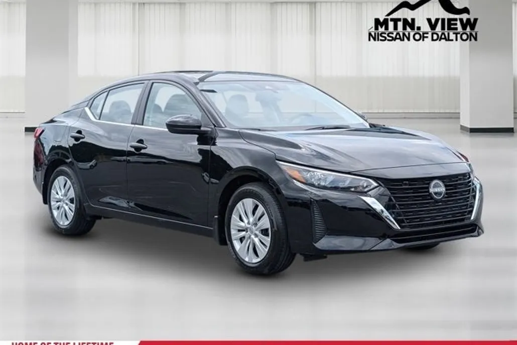 2025 Nissan Sentra S photo 1