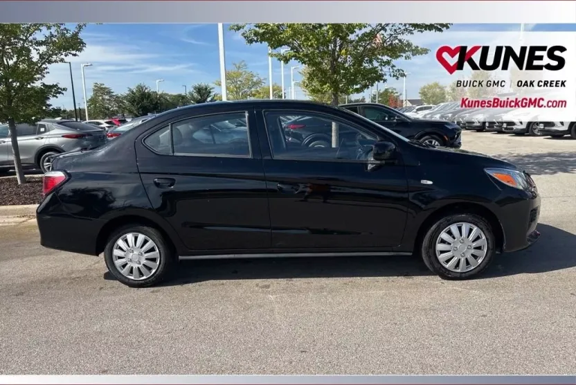 2024 Mitsubishi Mirage G4 ES photo 1