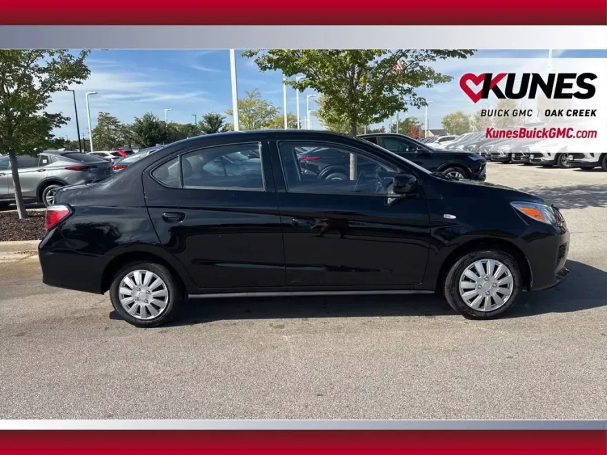 2024 Mitsubishi Mirage G4 ES photo 1