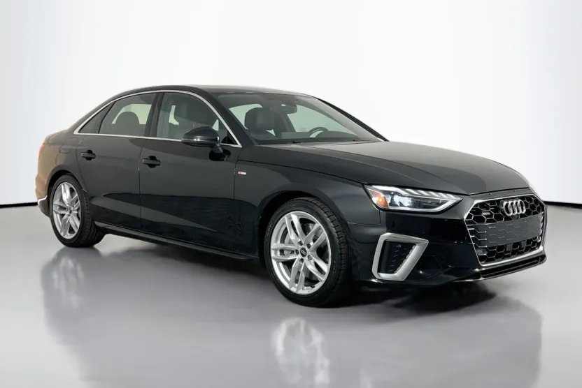 2024 Audi A4 S line Premium Plus photo 1