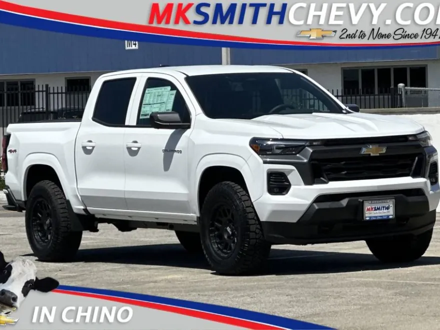 2025 Chevrolet Colorado Work Truck LT photo 1