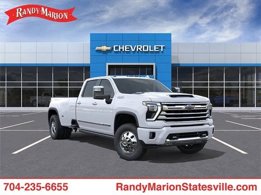 2026 Chevrolet Silverado 3500HD High Country photo 1