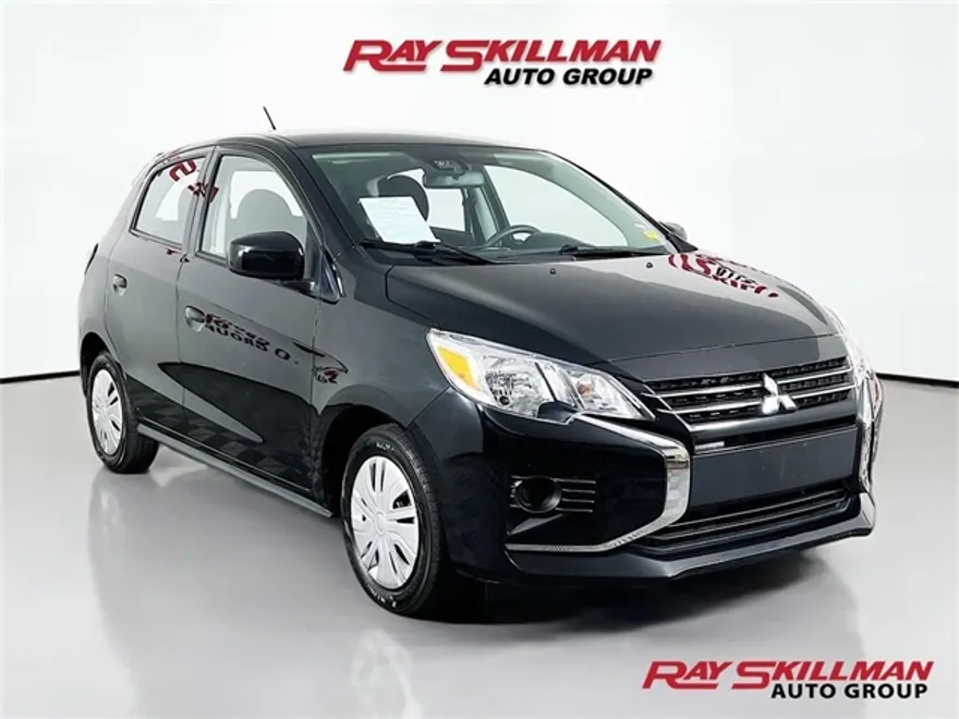 2024 Mitsubishi Mirage ES photo 1