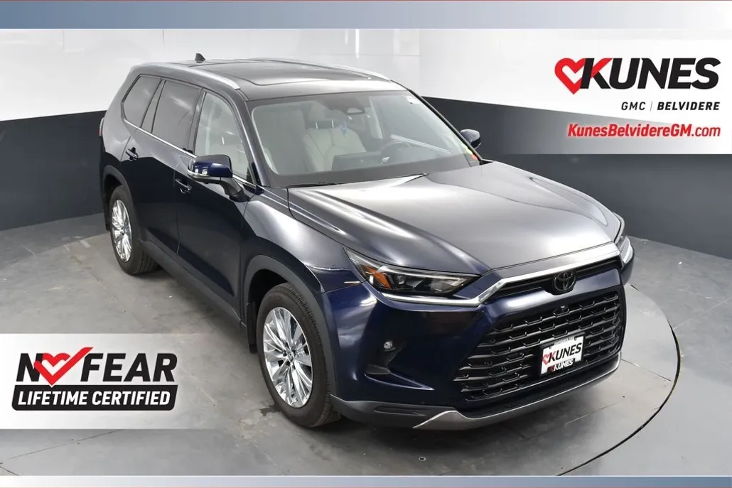 2024 Toyota Grand Highlander Limited photo 1