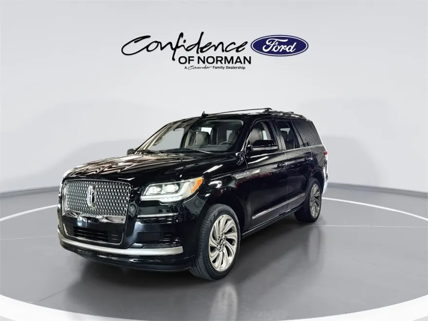 2022 Lincoln Navigator Reserve photo 1