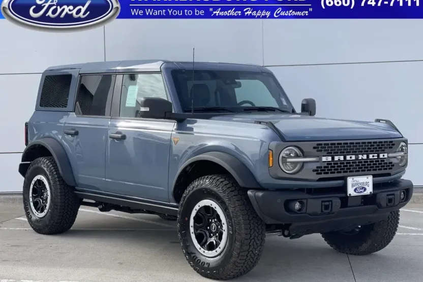 2025 Ford Bronco Badlands photo 1