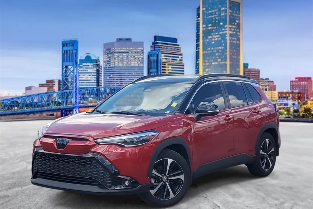2023 Toyota Corolla Cross Hybrid XSE photo 1