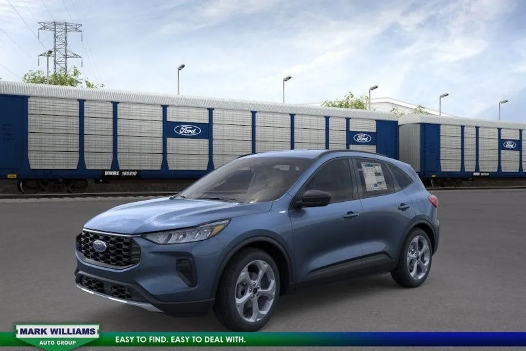 2025 Ford Escape ST-Line photo 1