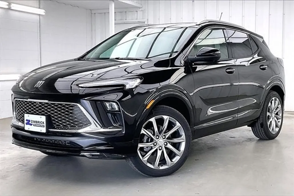 2026 Buick Encore GX Avenir photo 1