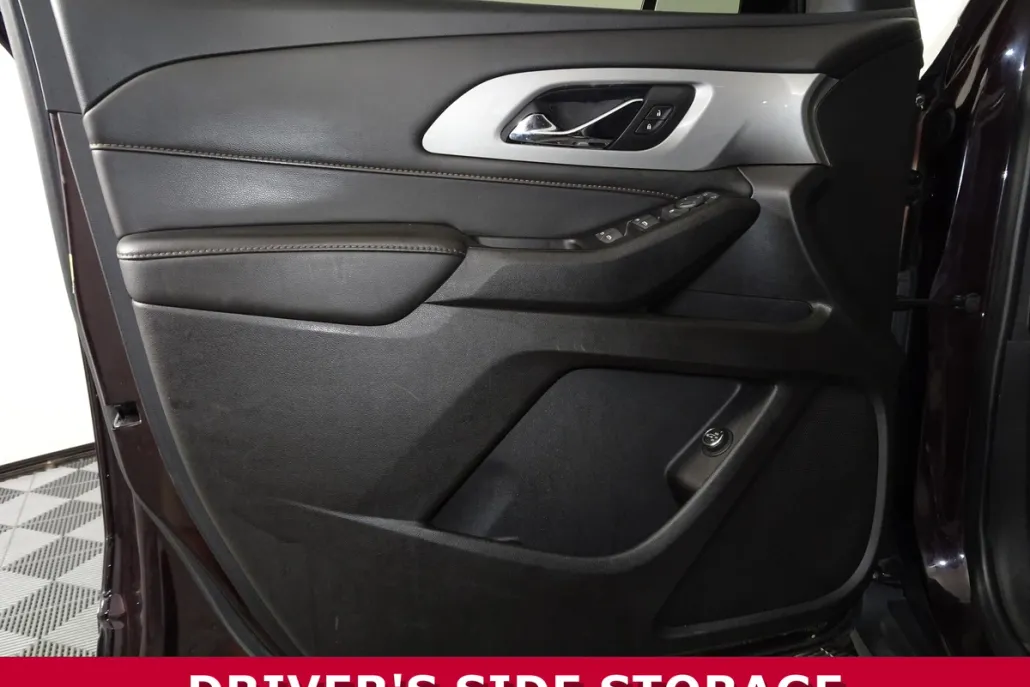 2020 Chevrolet Traverse photo 1