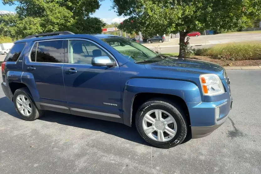 2016 Gmc Terrain SLE photo 1