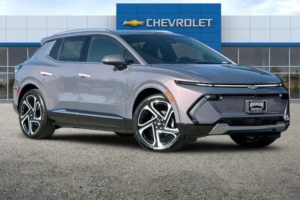 2026 Chevrolet Equinox EV 1LT photo 1