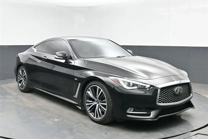 2020 Infiniti Q60 3.0t Luxe photo 1