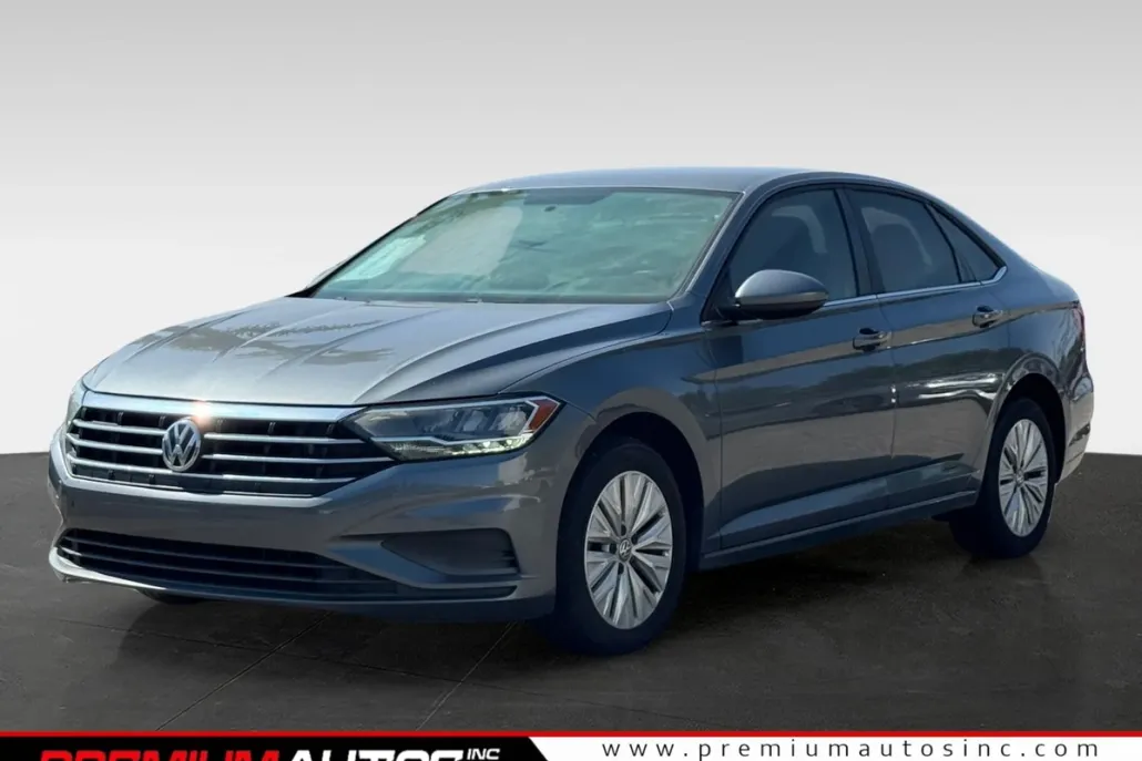 2019 Volkswagen Jetta Comfortline photo 1