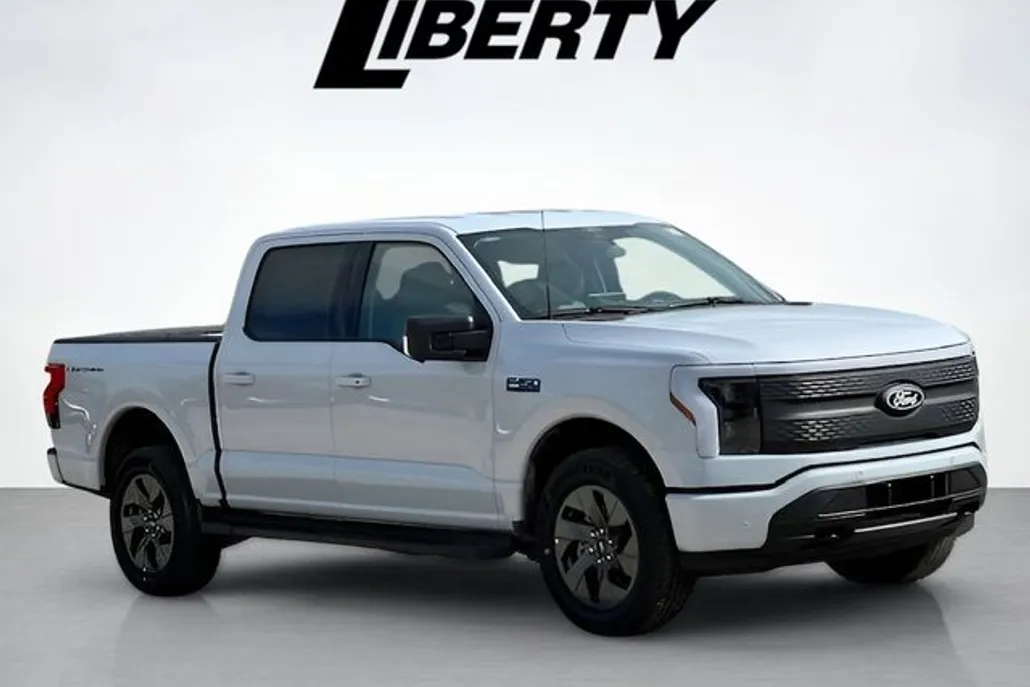 2025 Ford F-150 Lightning photo 1