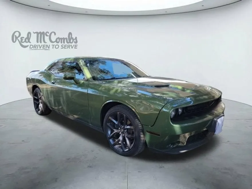 2020 Dodge Challenger SXT photo 1